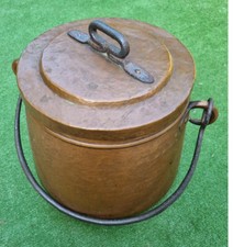 Antico paiolo pentola in rame